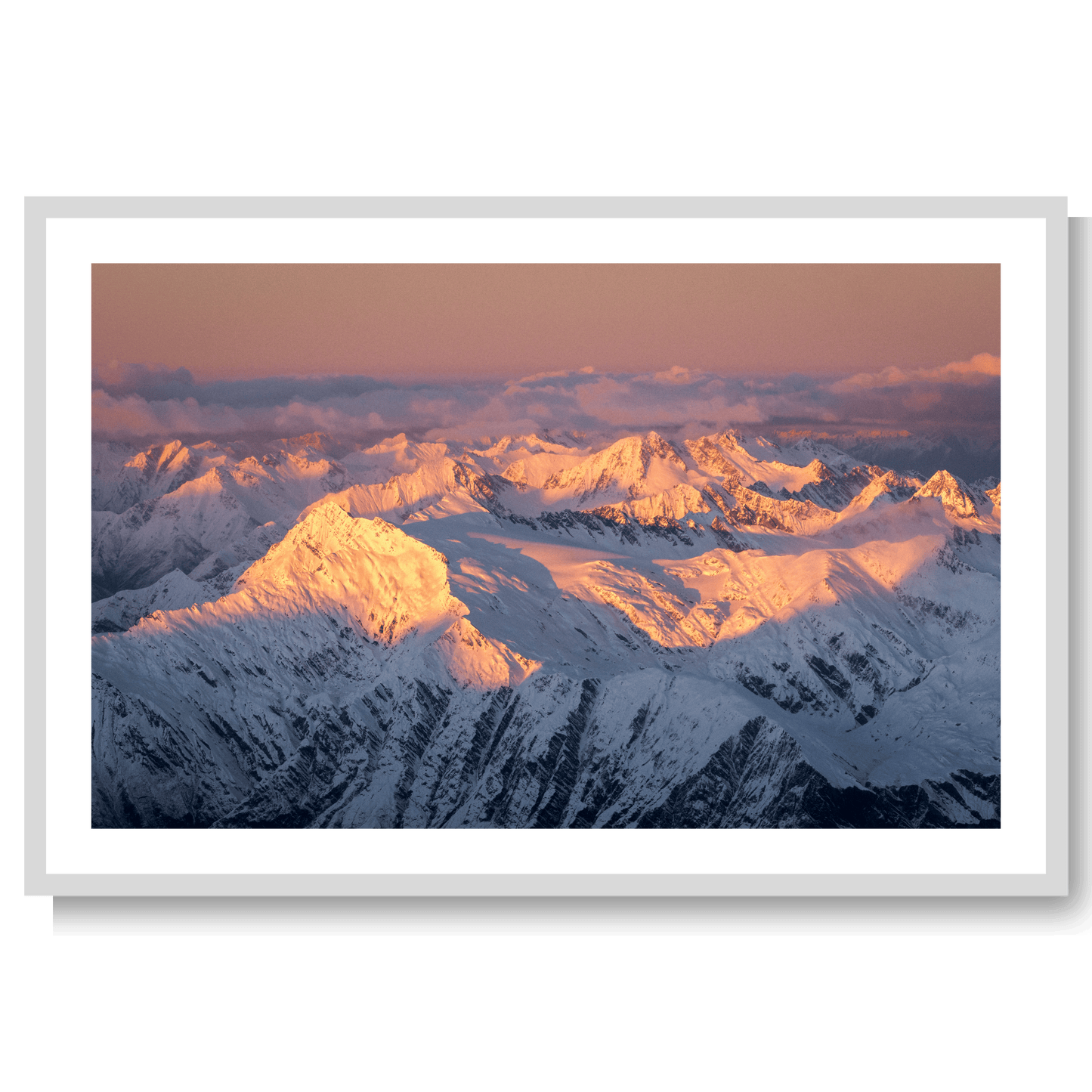 A winters kiss whilst the world sleeps