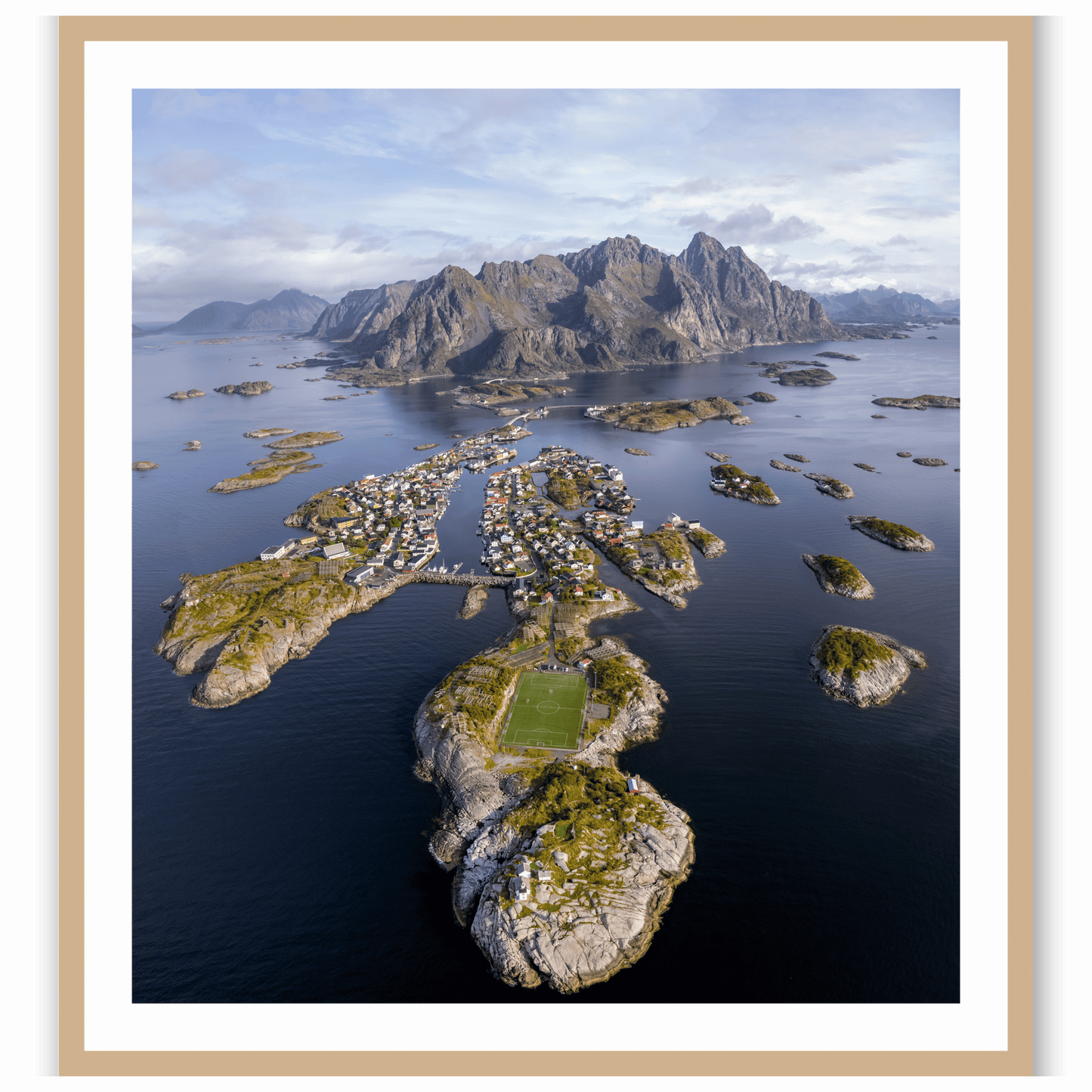 Henningsvaer