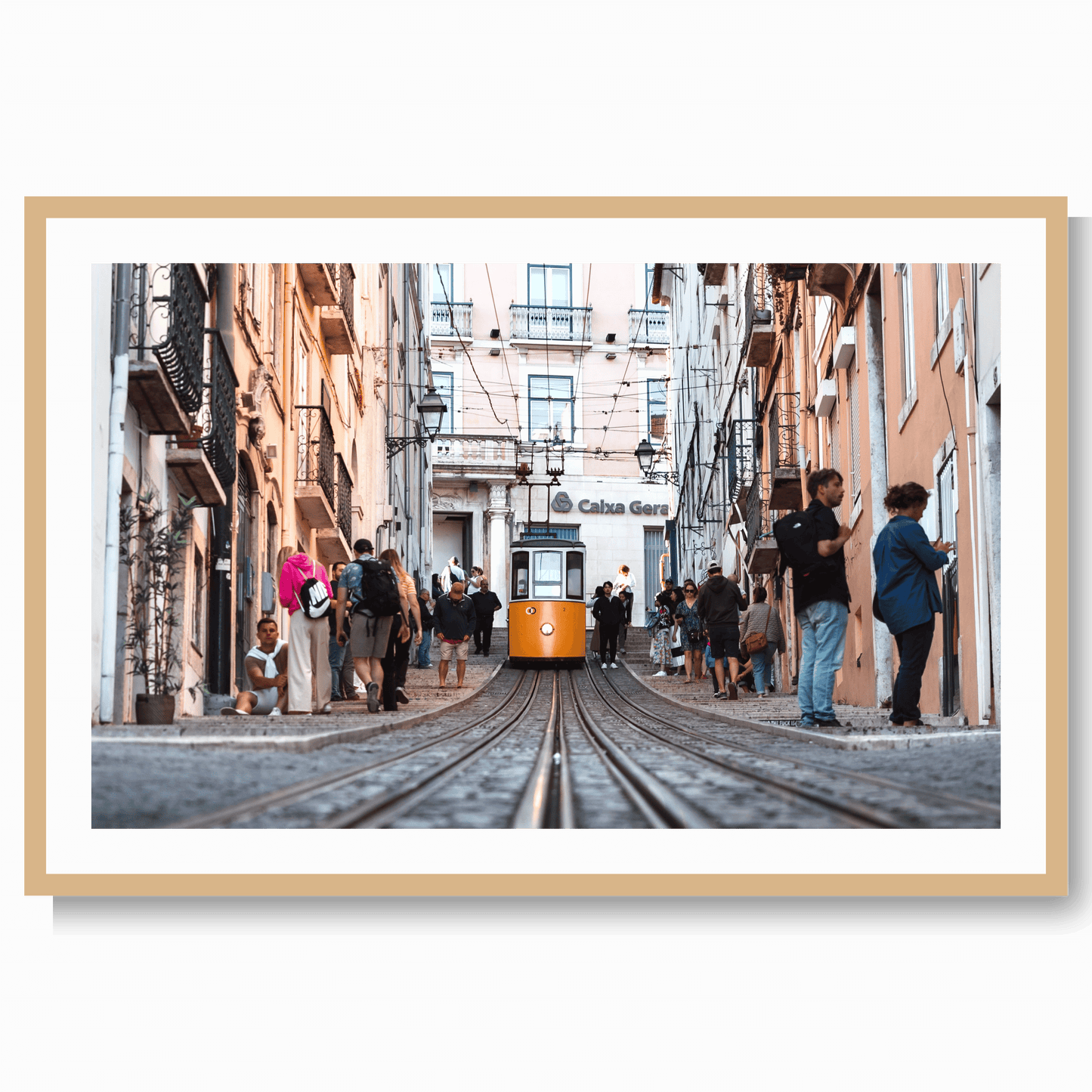 Bustling Lisboa