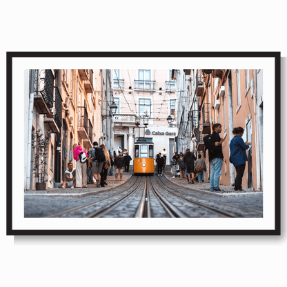 Bustling Lisboa